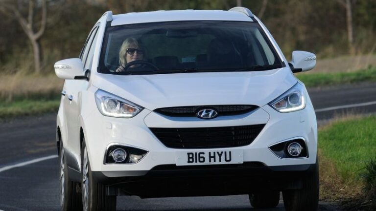 hyundai ix35 0001 elite white